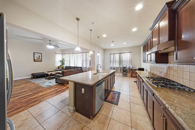 6348 W Portals Avenue, Fresno, CA 93723