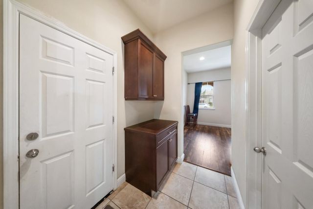 6348 W Portals Avenue, Fresno, CA 93723