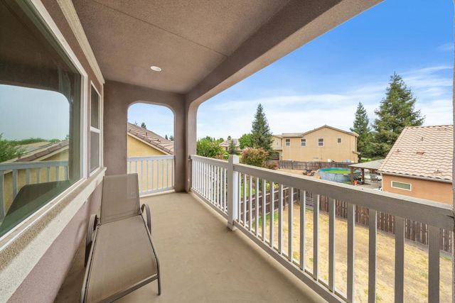 6348 W Portals Avenue, Fresno, CA 93723