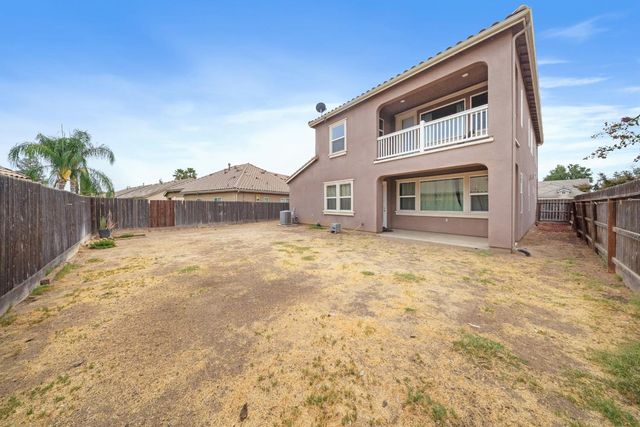 6348 W Portals Avenue, Fresno, CA 93723
