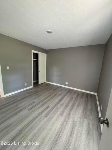 123 Scottsdale Blvd, Louisville, KY 40214