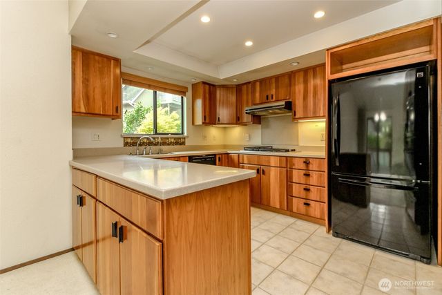 20204 Church Lake Drive E, Bonney Lake, WA 98391