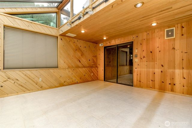 20204 Church Lake Drive E, Bonney Lake, WA 98391