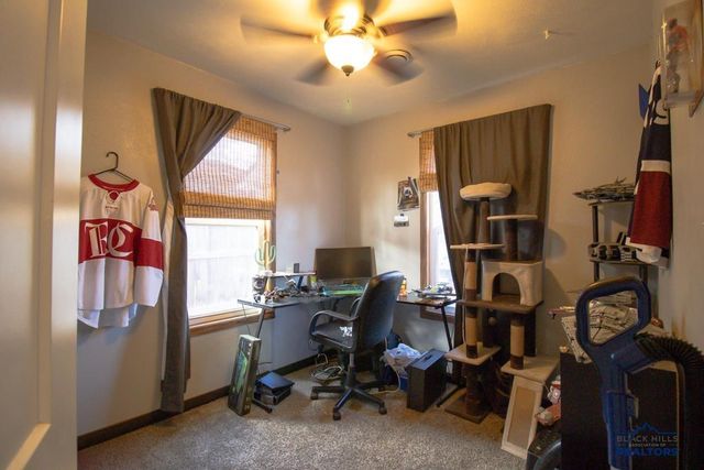 112 E ST ANNE, Rapid City, SD 57701