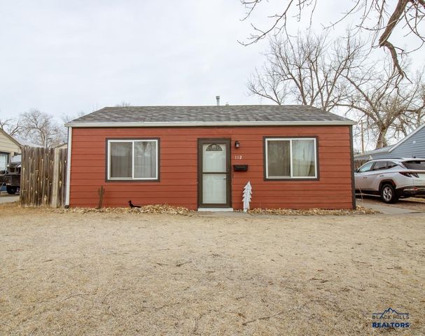 112 E ST ANNE, Rapid City, SD 57701