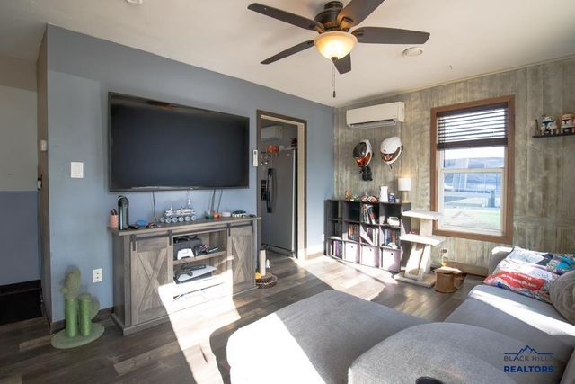 112 E ST ANNE, Rapid City, SD 57701