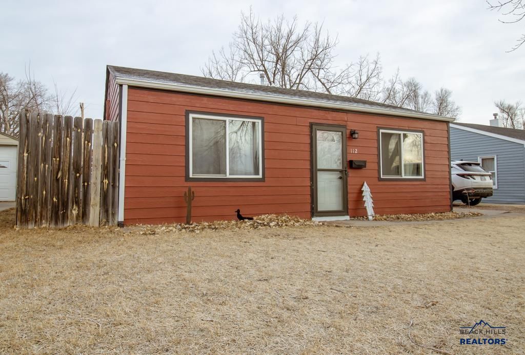 112 E ST ANNE, Rapid City, SD 57701