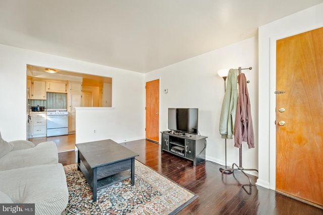 4311 PEARSON AVE, Philadelphia, PA 19114