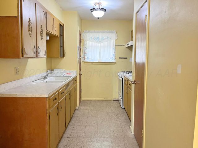 2601 N Highland Street, Amarillo, TX 79107