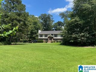 2413 IRONWOOD LANE, Vestavia Hills, AL 35216