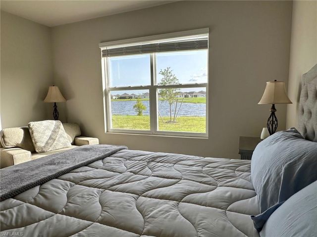 18569 Marlin Kite LN, North Fort Myers, FL 33917