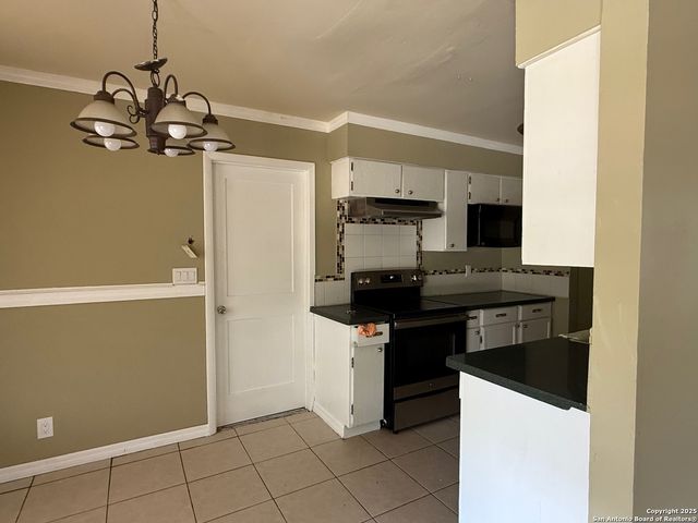 4839 CASTLE STRM, San Antonio, TX 78218