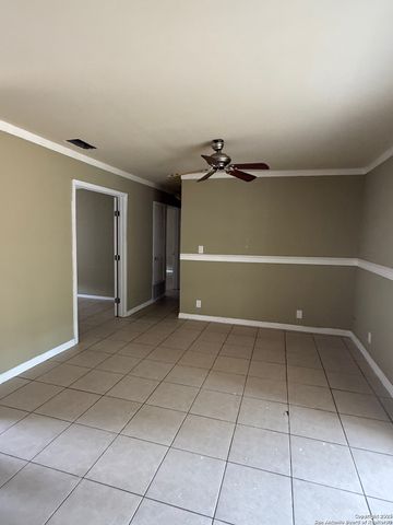 4839 CASTLE STRM, San Antonio, TX 78218