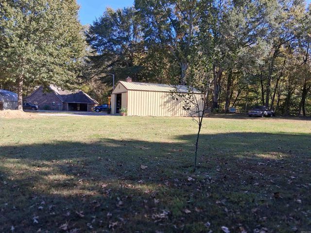 20686 Distress Creek Rd, Harrisburg, AR 72432