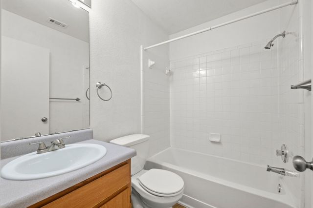 7213 Apperson ST, Del Valle, TX 78617
