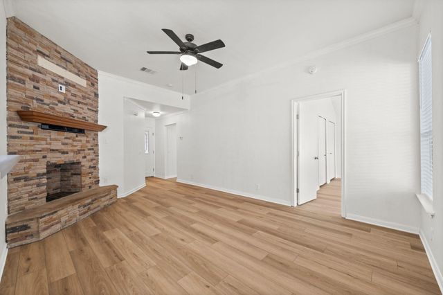 7213 Apperson ST, Del Valle, TX 78617