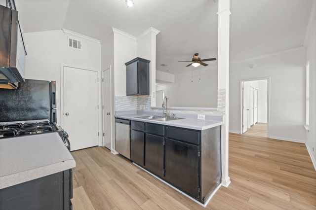 7213 Apperson ST, Del Valle, TX 78617