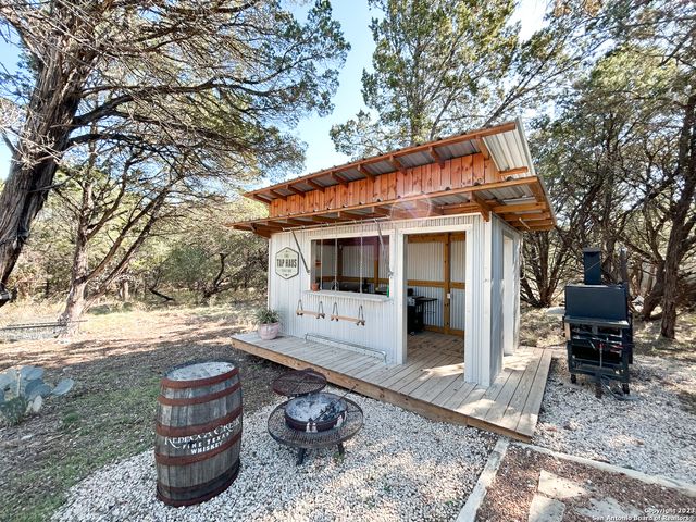 2347 Rock Grove, New Braunfels, TX 78132