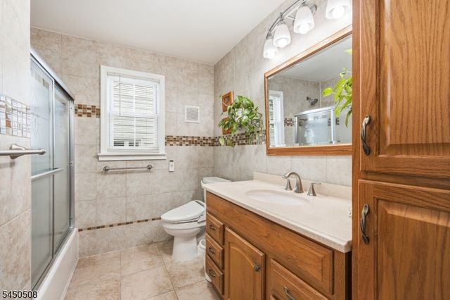 28 Kenz Ter, West Orange Twp., NJ 07052