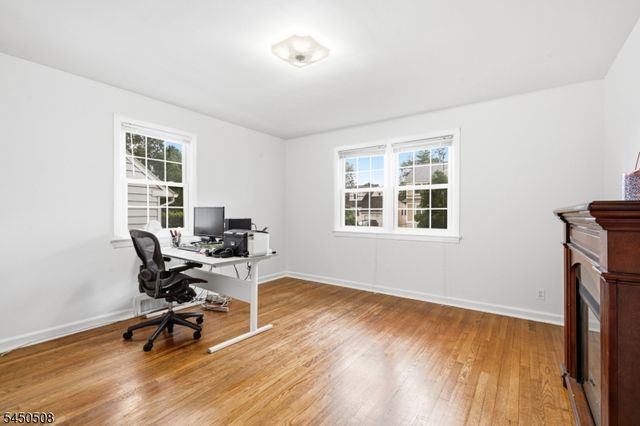 28 Kenz Ter, West Orange Twp., NJ 07052