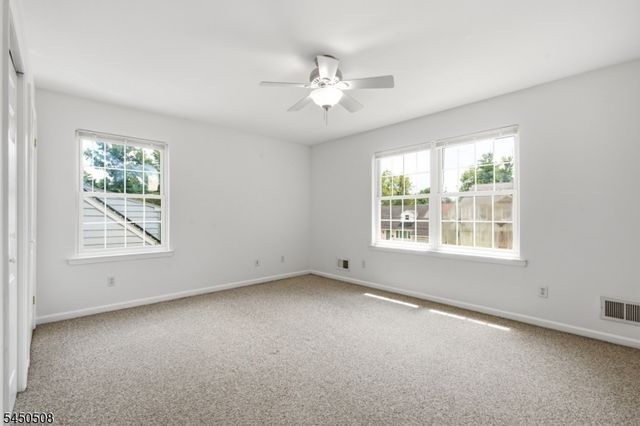 28 Kenz Ter, West Orange Twp., NJ 07052