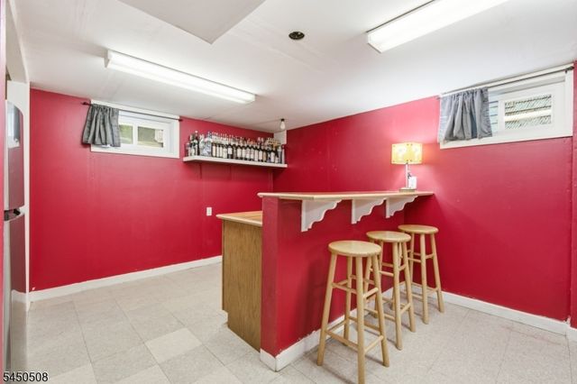 28 Kenz Ter, West Orange Twp., NJ 07052