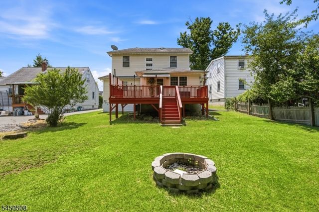 28 Kenz Ter, West Orange Twp., NJ 07052