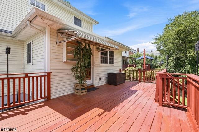 28 Kenz Ter, West Orange Twp., NJ 07052