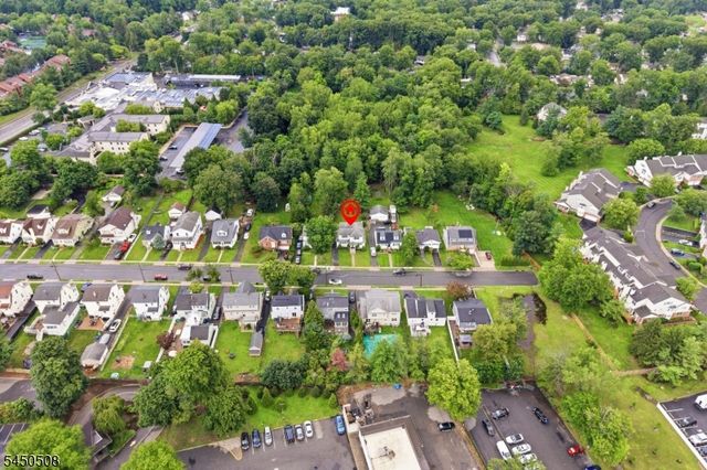 28 Kenz Ter, West Orange Twp., NJ 07052