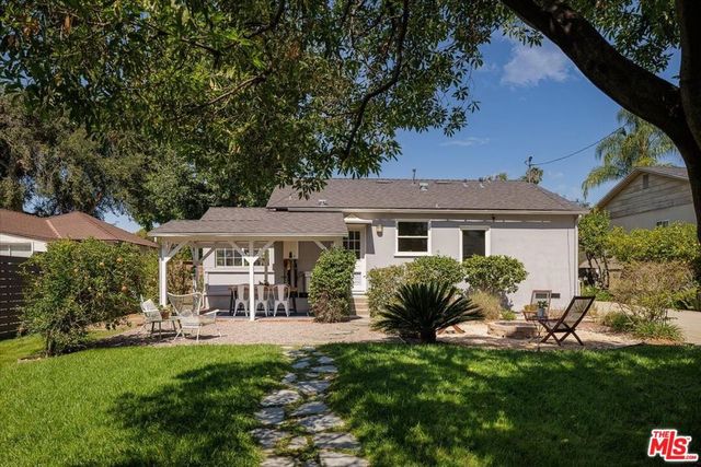 1770 Coolidge Avenue, Altadena, CA 91001