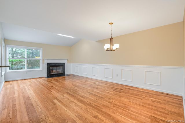 4 Meadow Way, Hopewell Junction, NY 12533