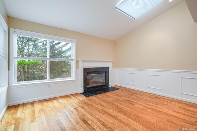 4 Meadow Way, Hopewell Junction, NY 12533