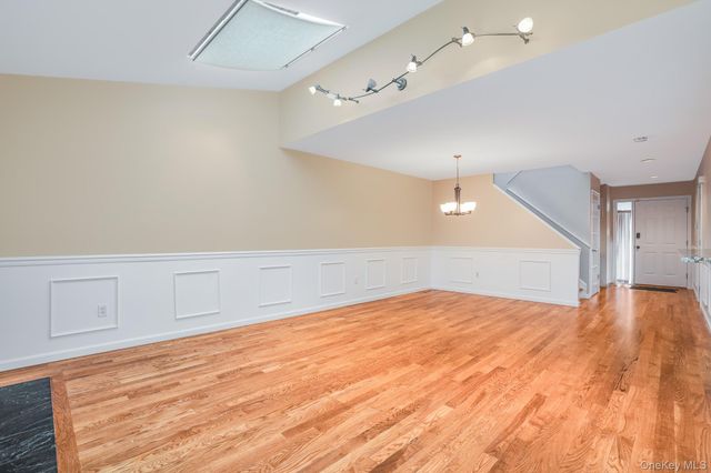 4 Meadow Way, Hopewell Junction, NY 12533