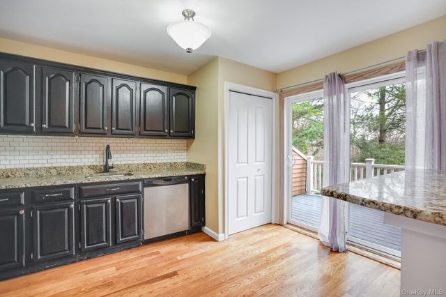 4 Meadow Way, Hopewell Junction, NY 12533