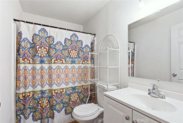 2250 Chestnut Street 20, San Bernardino, CA 92410