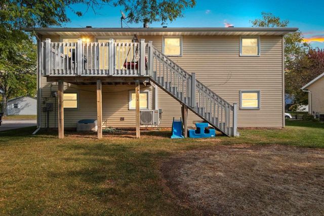 41 SOLAR CIRCLE, Appleton, WI 54915