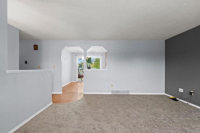 41 SOLAR CIRCLE, Appleton, WI 54915