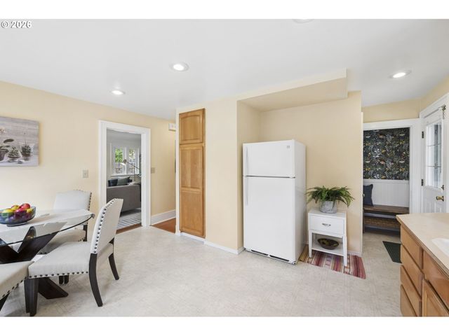 6600 Se 57TH Ave, Portland, OR 97206