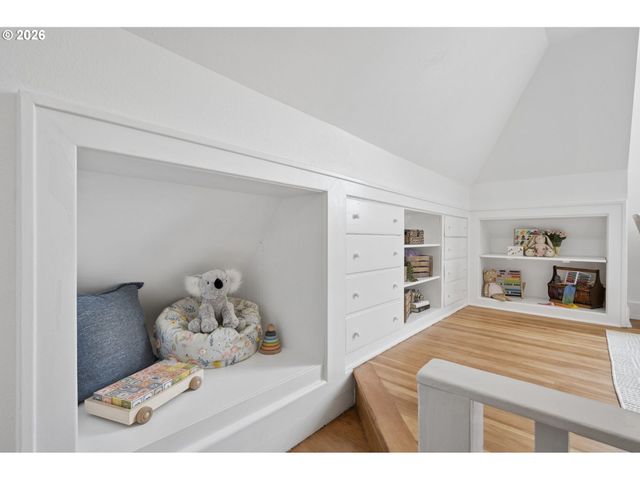 6600 Se 57TH Ave, Portland, OR 97206