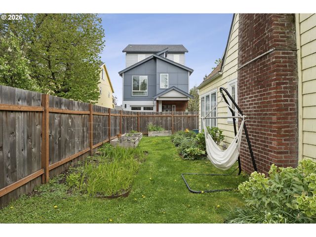 6600 Se 57TH Ave, Portland, OR 97206