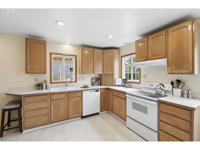 6600 Se 57TH Ave, Portland, OR 97206