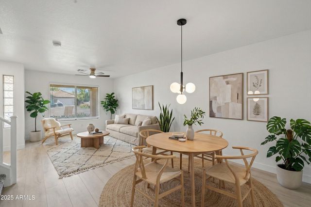 11204 W ROANOKE Avenue, Avondale, AZ 85392