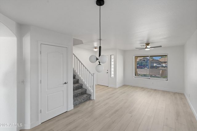 11204 W ROANOKE Avenue, Avondale, AZ 85392