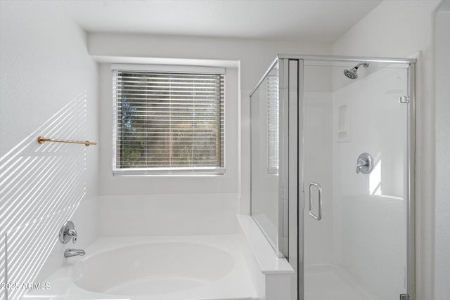 11204 W ROANOKE Avenue, Avondale, AZ 85392