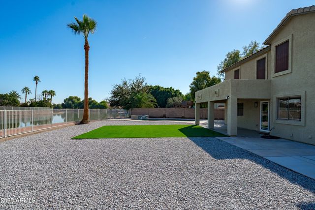 11204 W ROANOKE Avenue, Avondale, AZ 85392