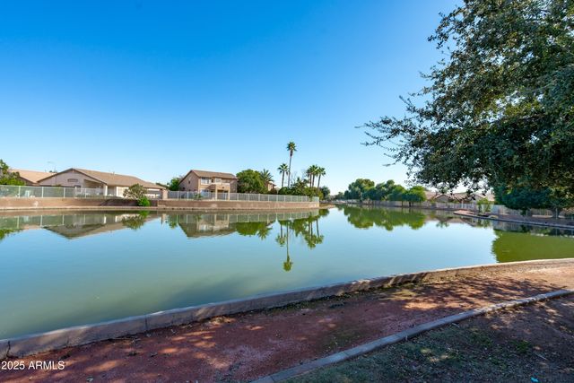 11204 W ROANOKE Avenue, Avondale, AZ 85392