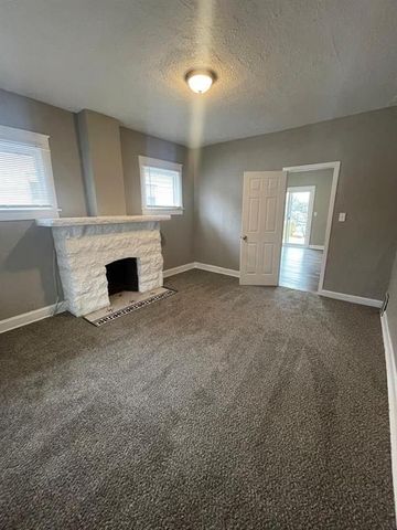 1025 Waverly Avenue, Kansas City, KS 66104