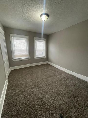 1025 Waverly Avenue, Kansas City, KS 66104