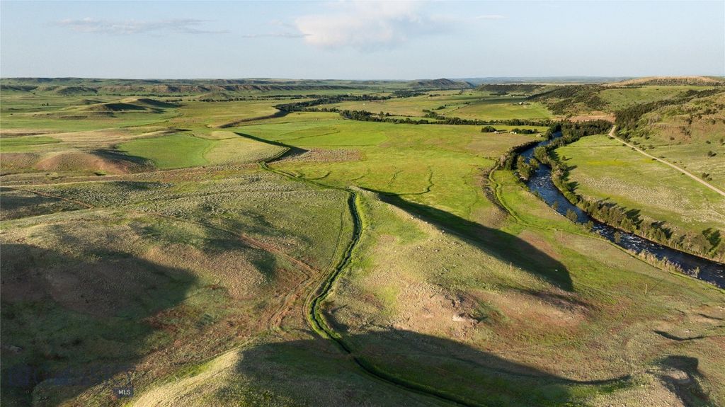 287 Spring Creek Road, Absarokee, MT 59001 photo 19