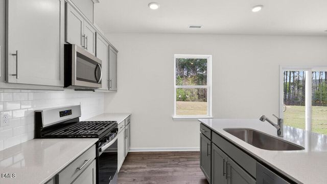86 Tiger Eye Drive, Clayton, NC 27520